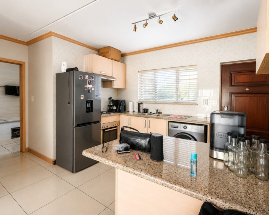 1 Bedroom Property for Sale in Noordwyk Gauteng