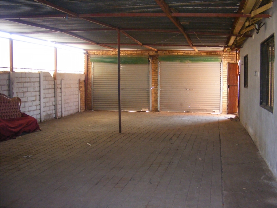 3 Bedroom Property for Sale in Lenasia South Gauteng