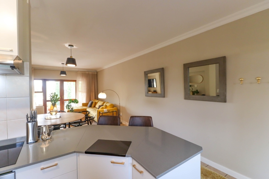 To Let 2 Bedroom Property for Rent in Bryanston Gauteng