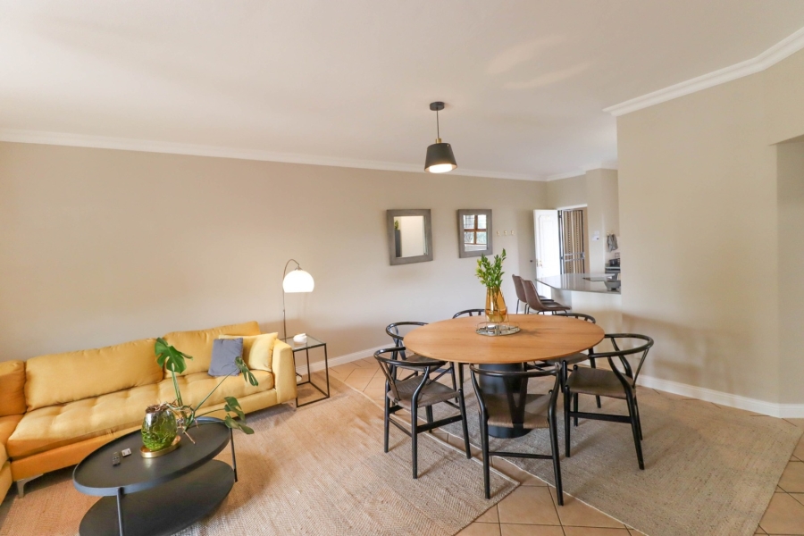 To Let 2 Bedroom Property for Rent in Bryanston Gauteng
