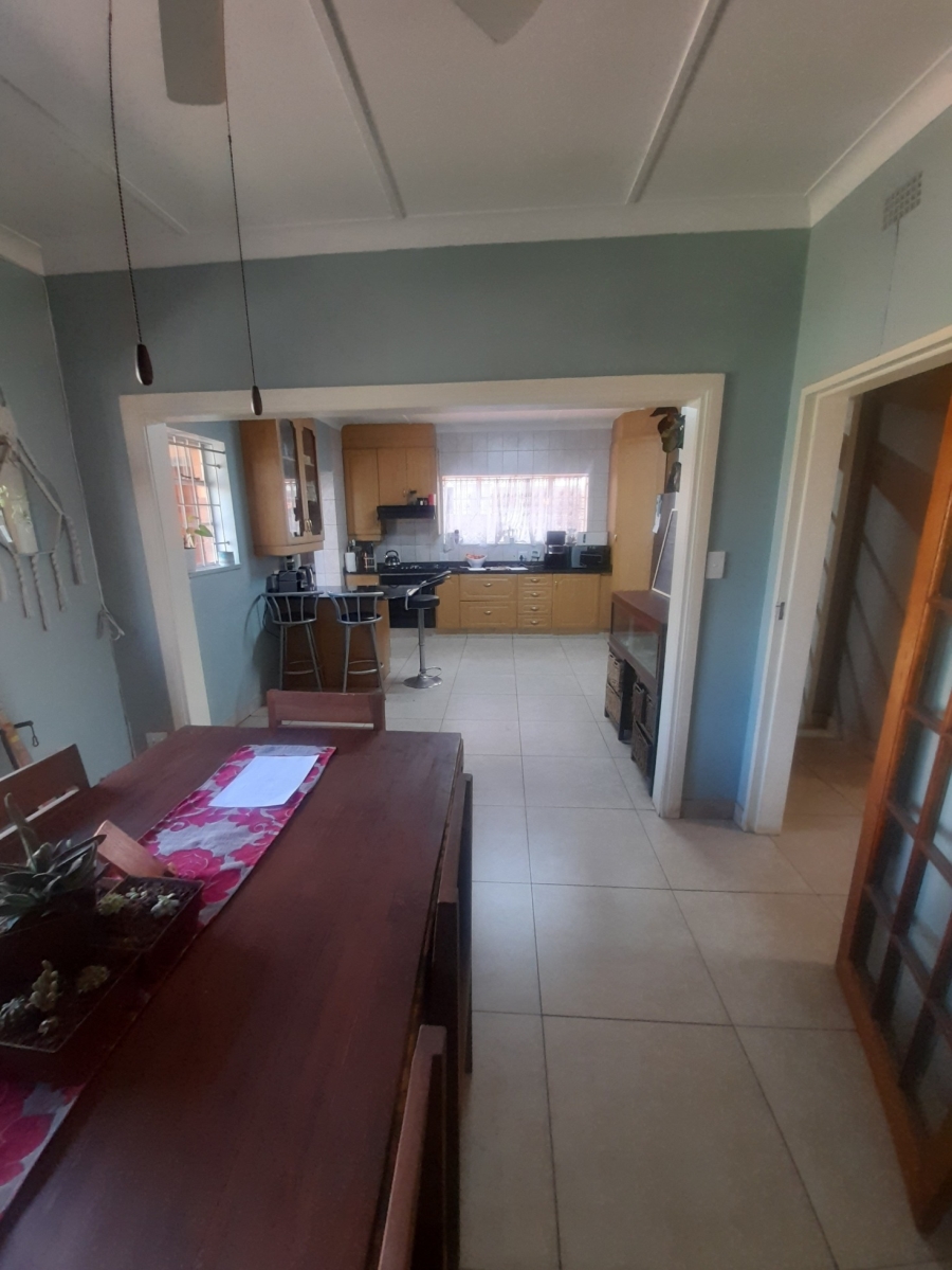 3 Bedroom Property for Sale in Linmeyer Gauteng