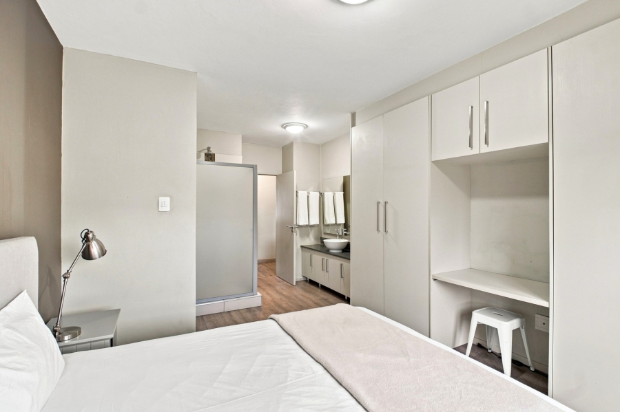 2 Bedroom Property for Sale in Bryanston Gauteng