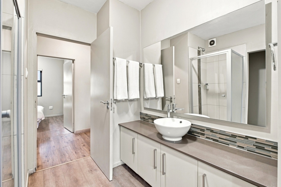2 Bedroom Property for Sale in Bryanston Gauteng