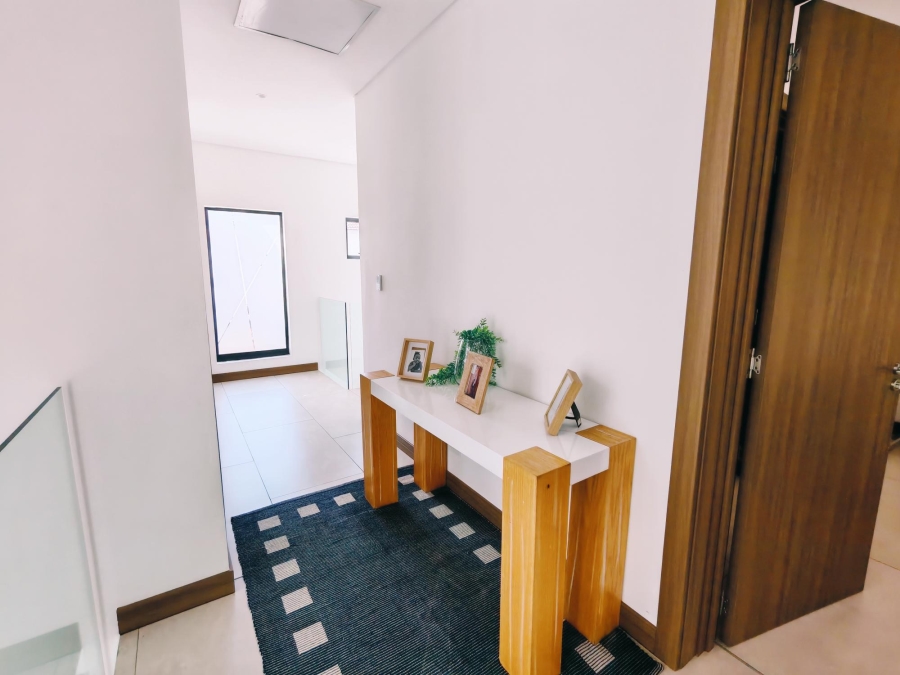 To Let 3 Bedroom Property for Rent in Morningside Gauteng
