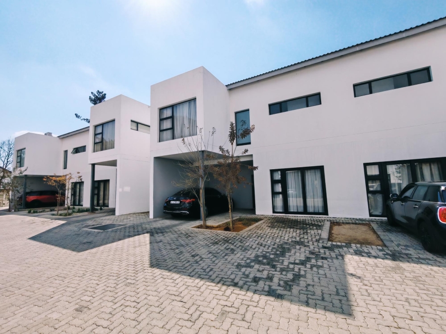 To Let 3 Bedroom Property for Rent in Morningside Gauteng