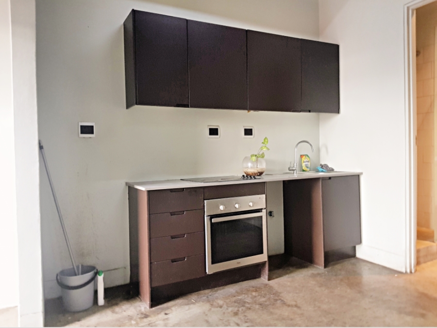 1 Bedroom Property for Sale in New Doornfontein Gauteng