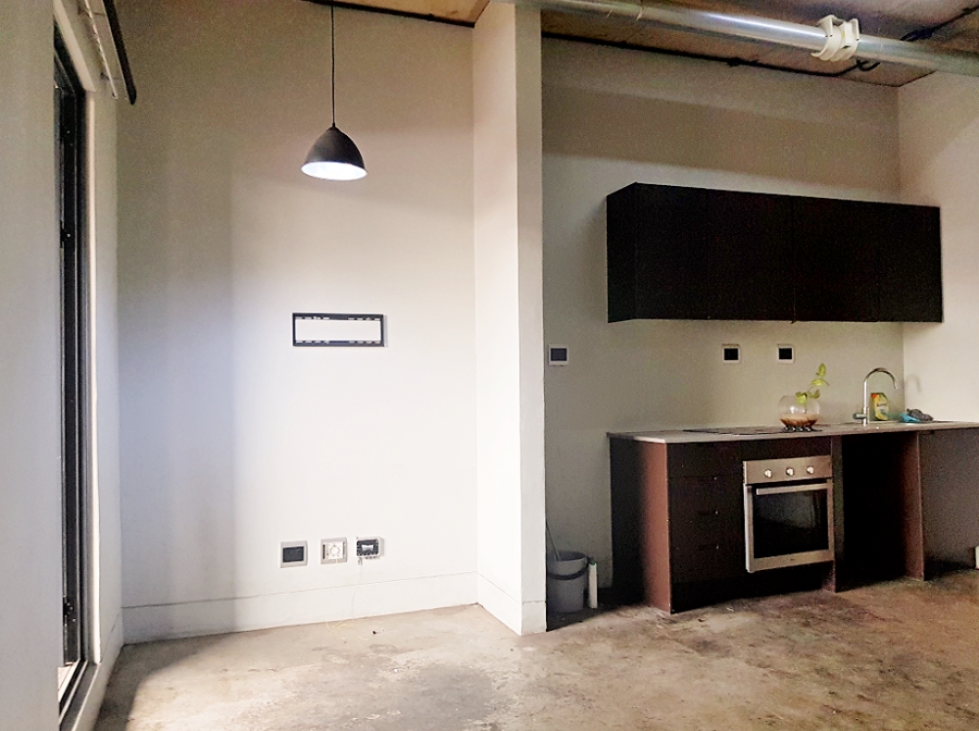 1 Bedroom Property for Sale in New Doornfontein Gauteng