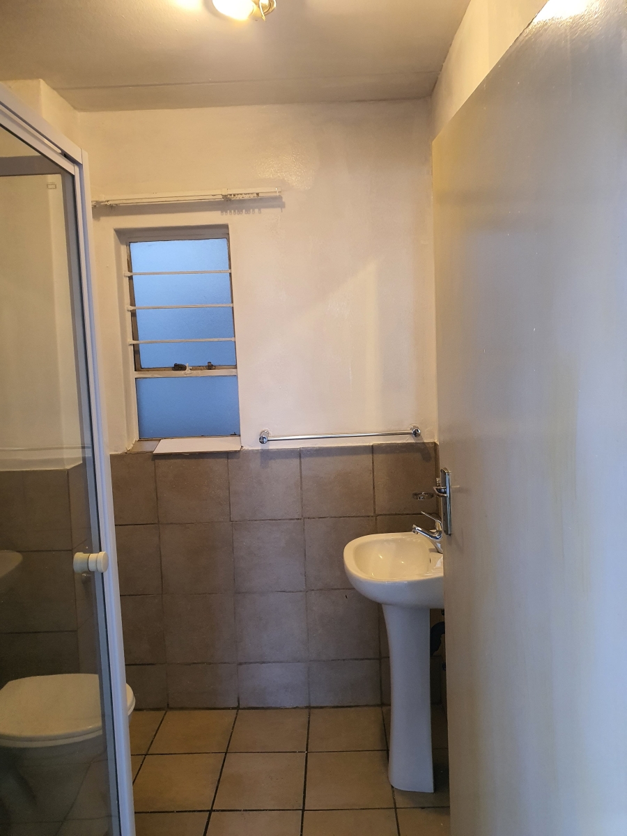 1 Bedroom Property for Sale in Braamfontein Gauteng