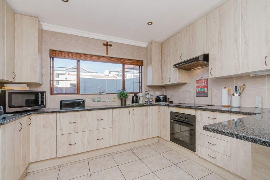 3 Bedroom Property for Sale in Fourways Gauteng