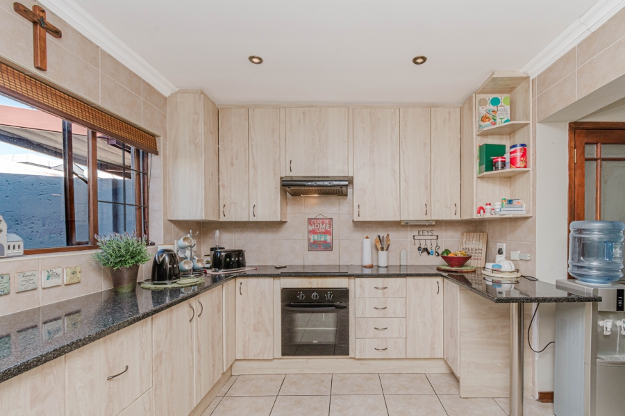 3 Bedroom Property for Sale in Fourways Gauteng