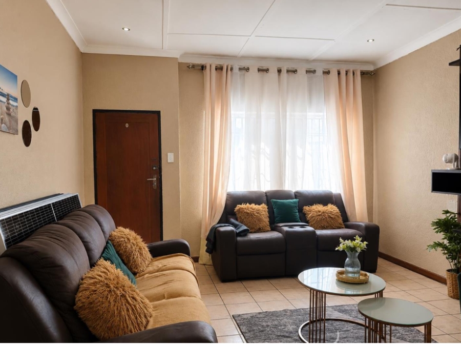 3 Bedroom Property for Sale in Roodepoort Central Gauteng