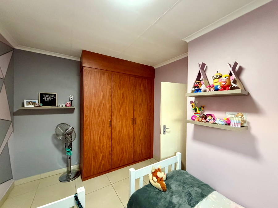 2 Bedroom Property for Sale in Bergtuin Gauteng