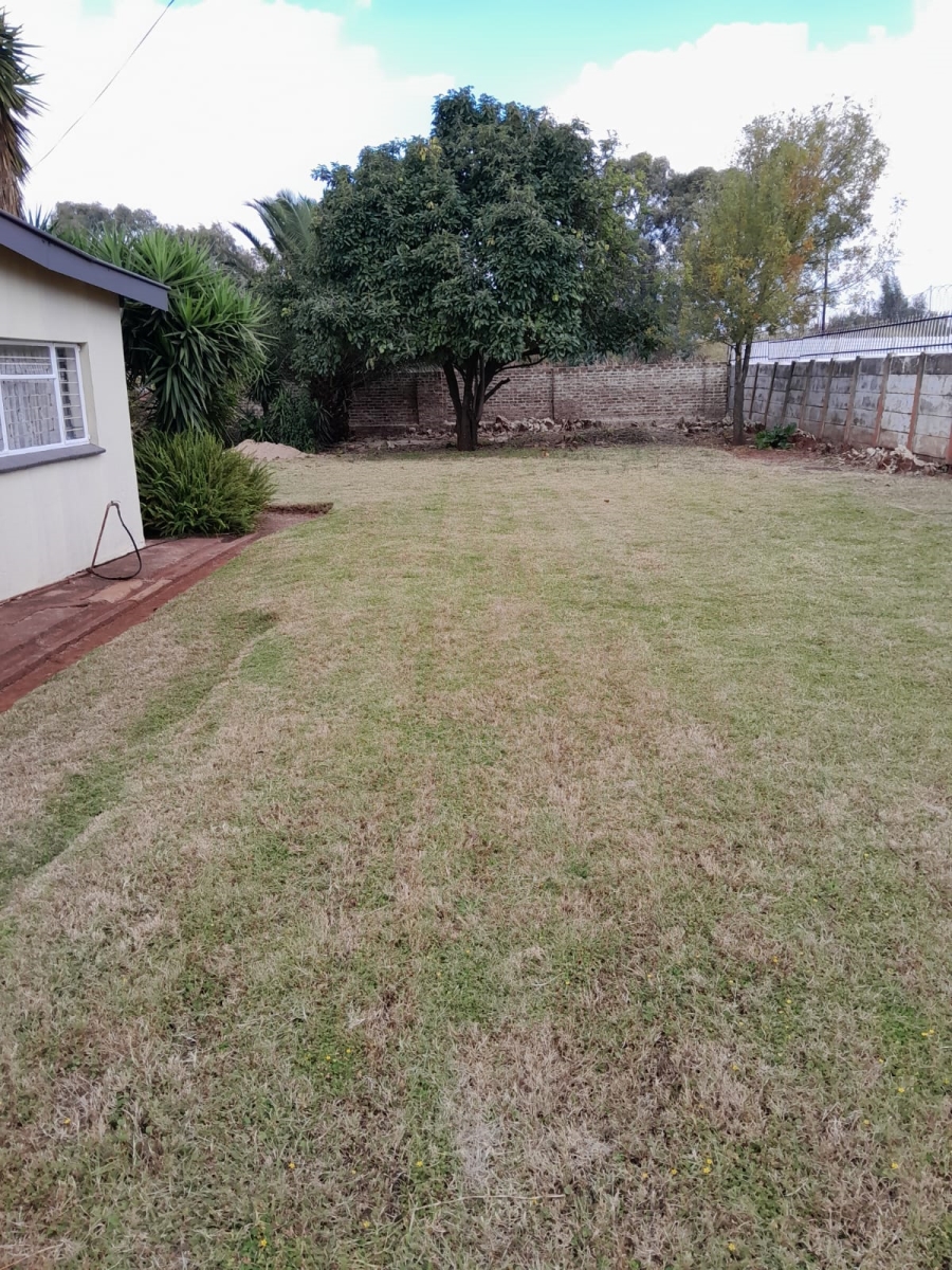 4 Bedroom Property for Sale in Laudium Gauteng