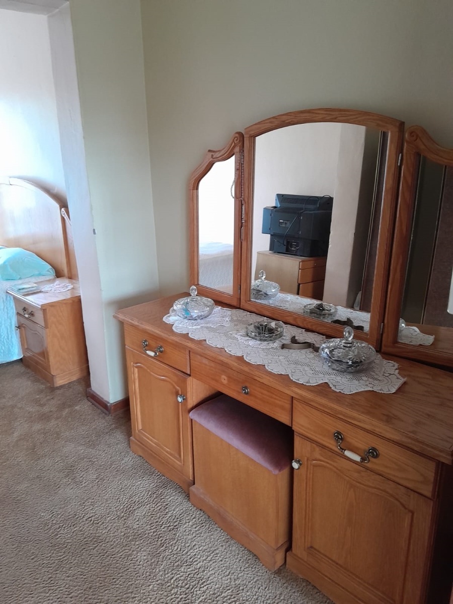4 Bedroom Property for Sale in Laudium Gauteng