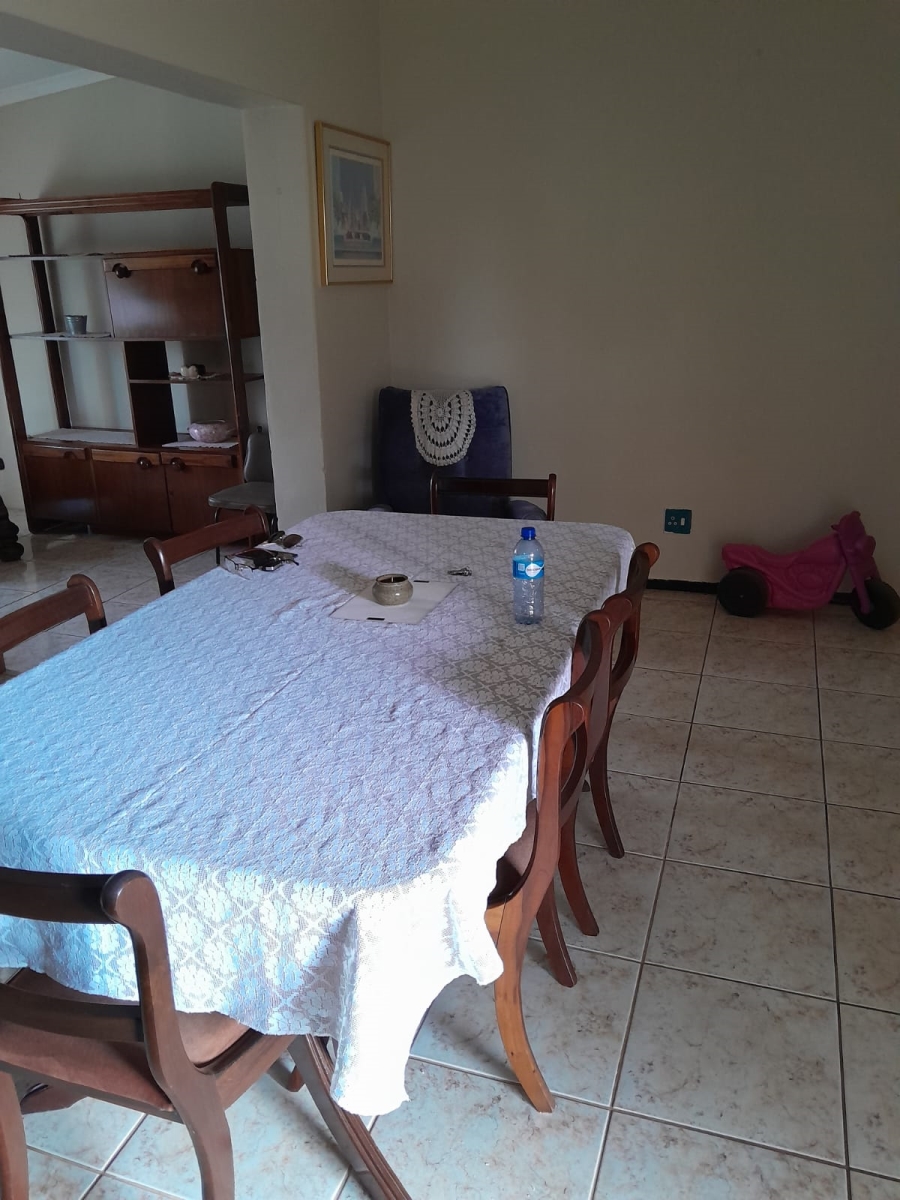 4 Bedroom Property for Sale in Laudium Gauteng