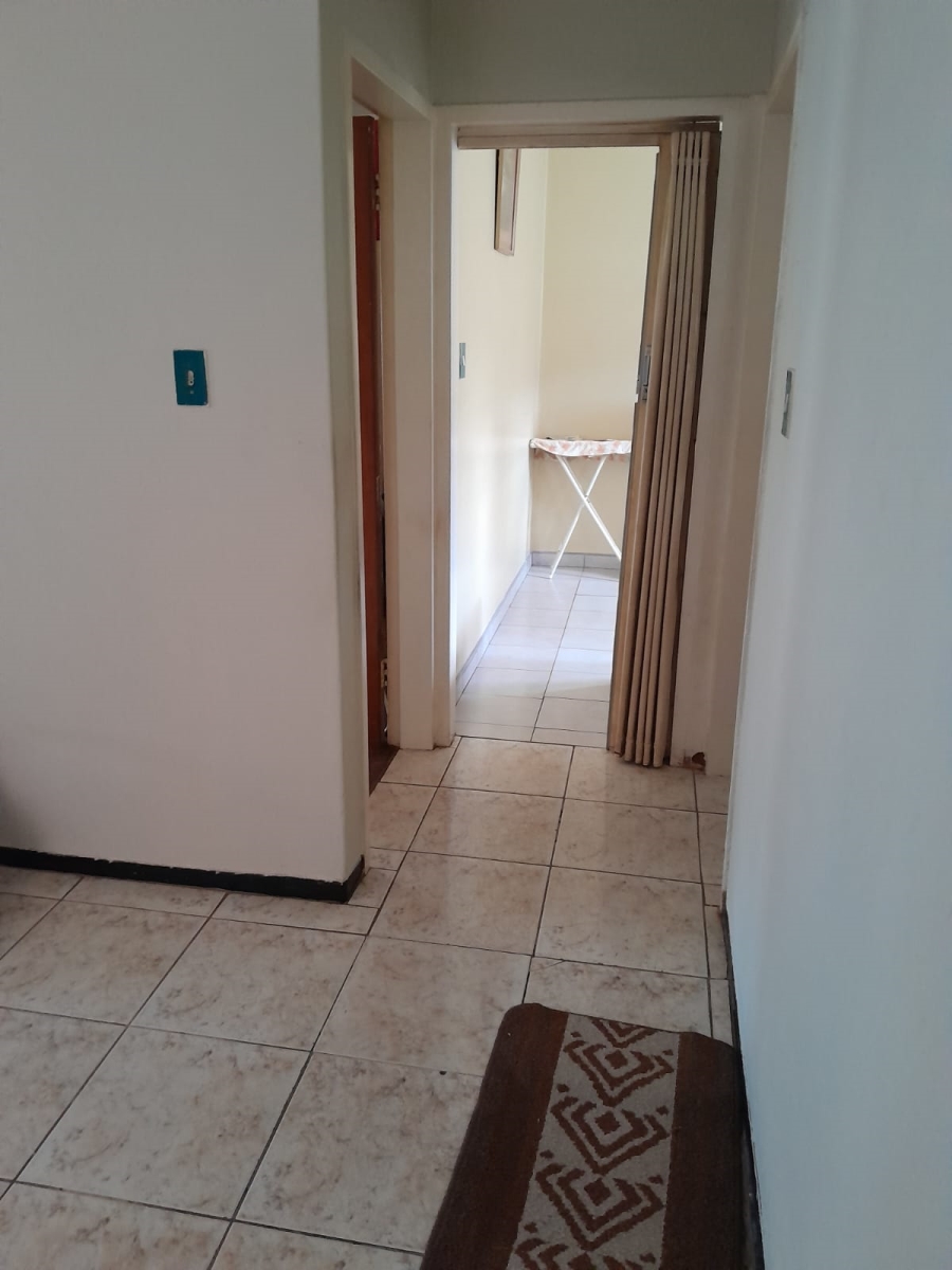 4 Bedroom Property for Sale in Laudium Gauteng