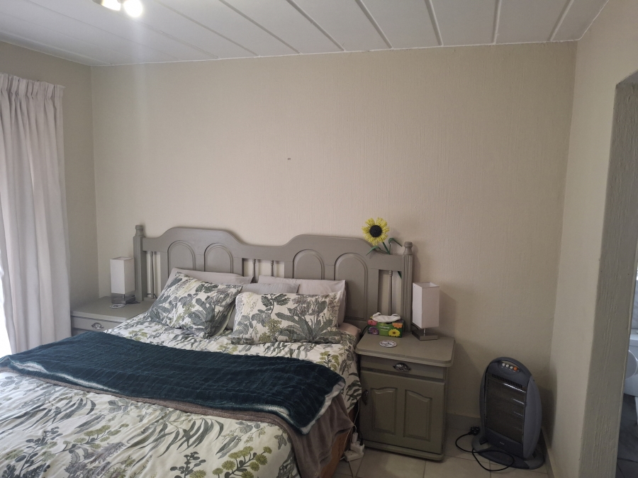 2 Bedroom Property for Sale in Garsfontein Gauteng