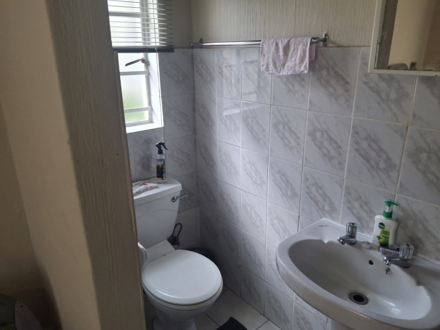 2 Bedroom Property for Sale in Garsfontein Gauteng