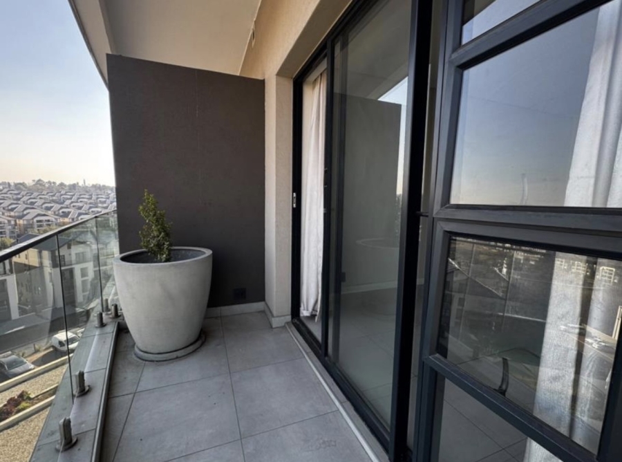 To Let 1 Bedroom Property for Rent in Waterfall Gauteng