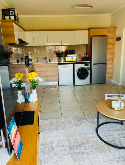 To Let 1 Bedroom Property for Rent in Modderfontein Gauteng