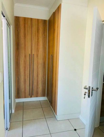 To Let 1 Bedroom Property for Rent in Modderfontein Gauteng