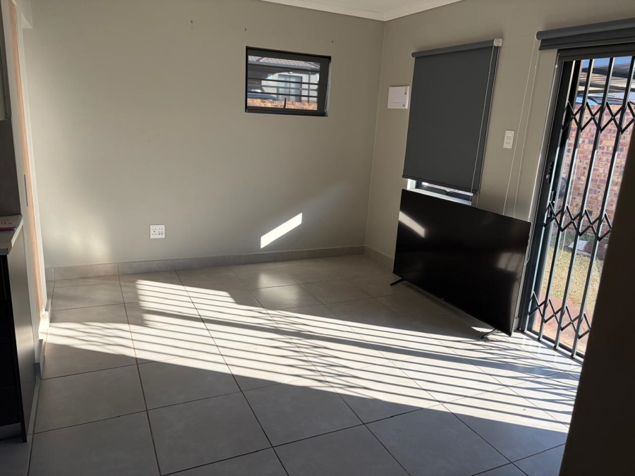 3 Bedroom Property for Sale in Nietgedacht Gauteng