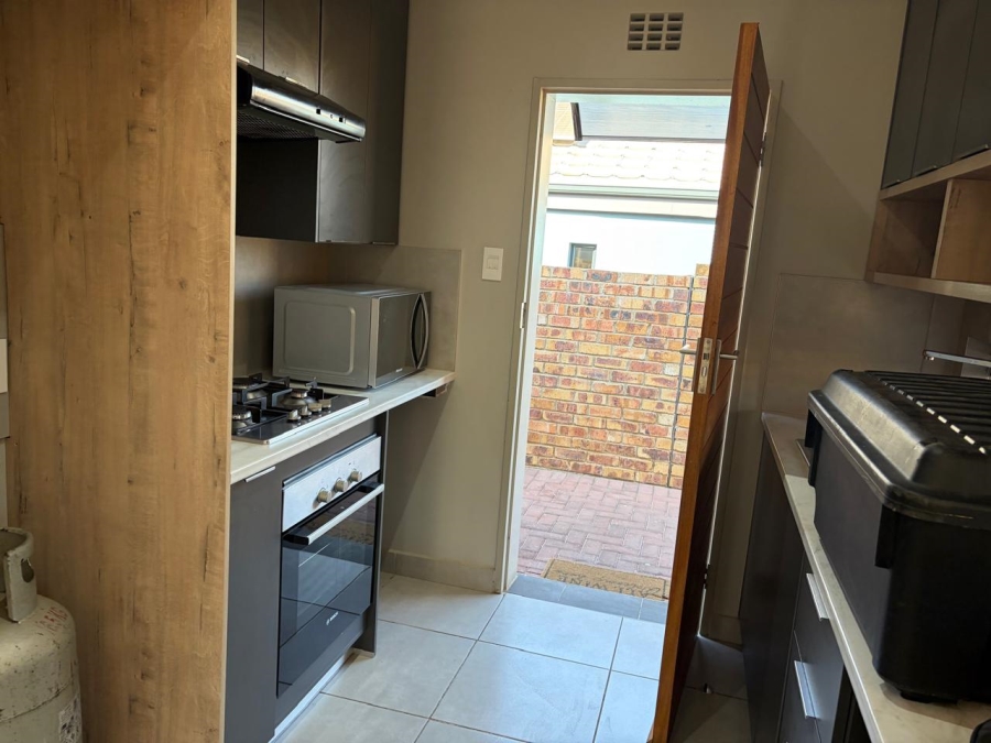 3 Bedroom Property for Sale in Nietgedacht Gauteng