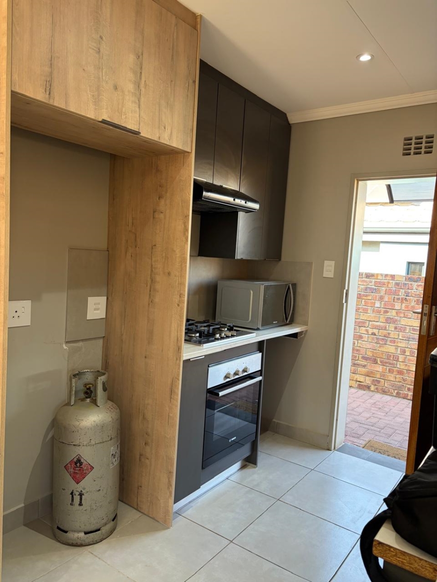 3 Bedroom Property for Sale in Nietgedacht Gauteng