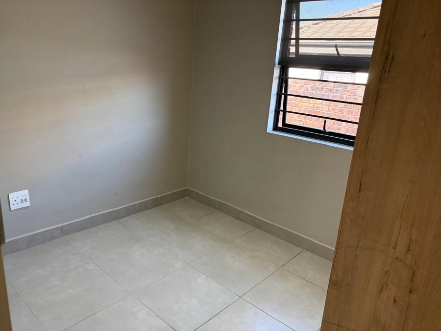 3 Bedroom Property for Sale in Nietgedacht Gauteng