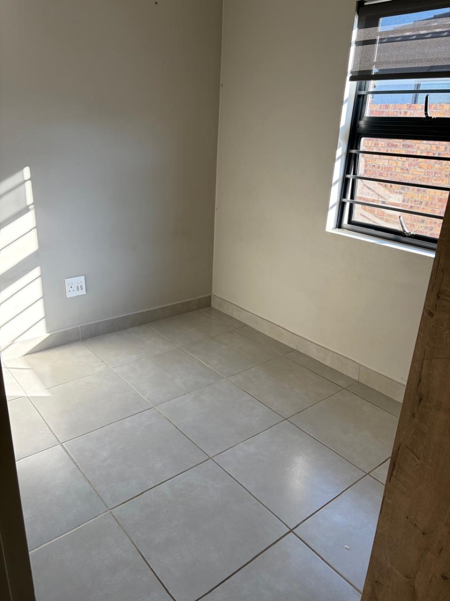 3 Bedroom Property for Sale in Nietgedacht Gauteng