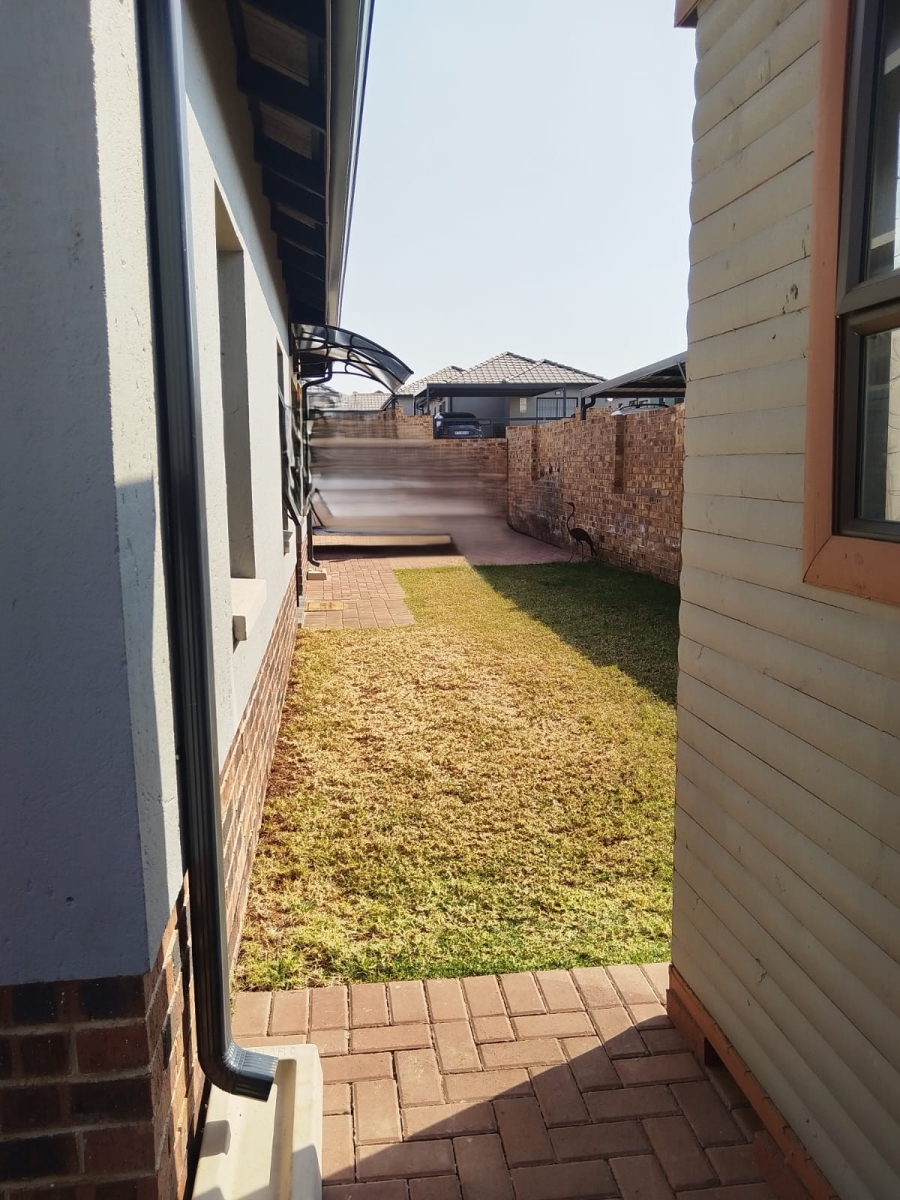 3 Bedroom Property for Sale in Nietgedacht Gauteng