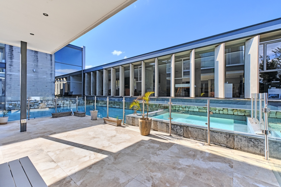 5 Bedroom Property for Sale in Waterfall Country Estate Gauteng