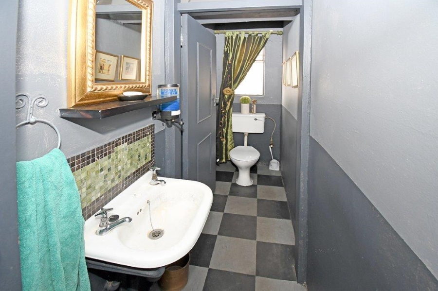 To Let Commercial Property for Rent in Blairgowrie Gauteng