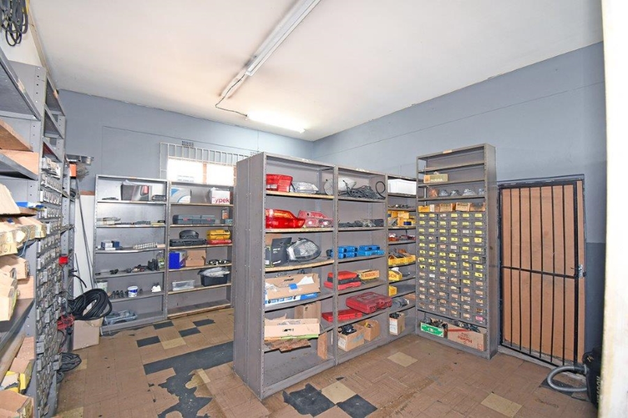 To Let Commercial Property for Rent in Blairgowrie Gauteng
