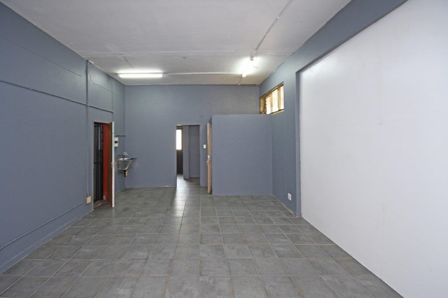 To Let Commercial Property for Rent in Blairgowrie Gauteng
