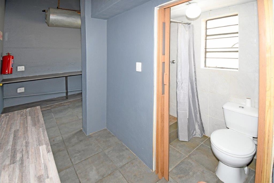 To Let Commercial Property for Rent in Blairgowrie Gauteng