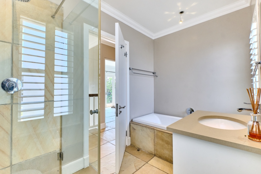 To Let 3 Bedroom Property for Rent in Waterfall Country Village Gauteng