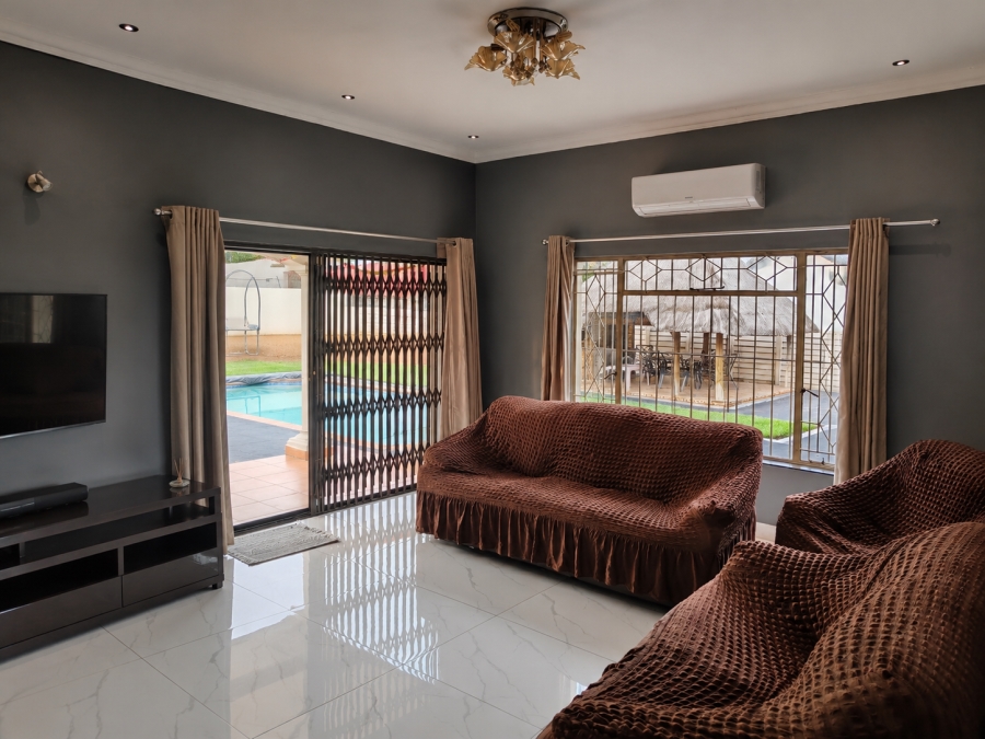 4 Bedroom Property for Sale in Brackendowns Gauteng