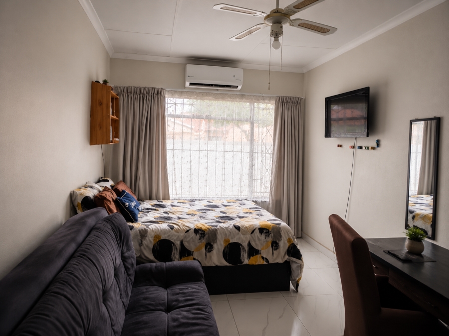 4 Bedroom Property for Sale in Brackendowns Gauteng