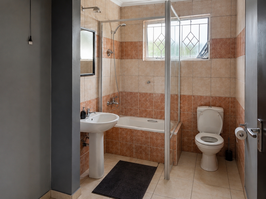 4 Bedroom Property for Sale in Brackendowns Gauteng
