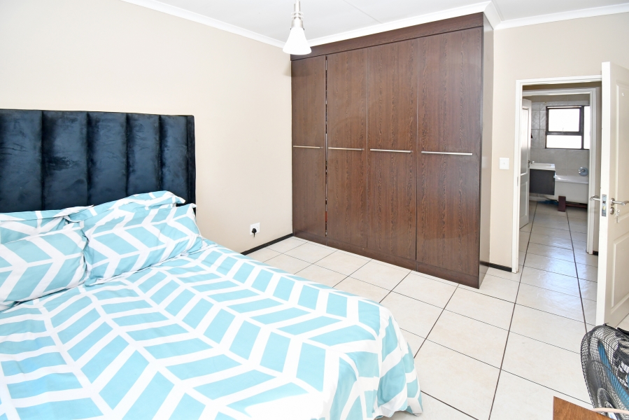 2 Bedroom Property for Sale in Noordhang Gauteng