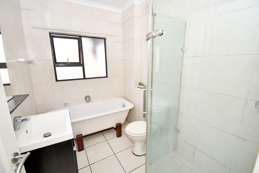 2 Bedroom Property for Sale in Noordhang Gauteng