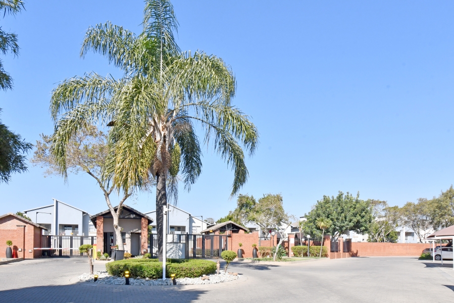 2 Bedroom Property for Sale in Noordhang Gauteng