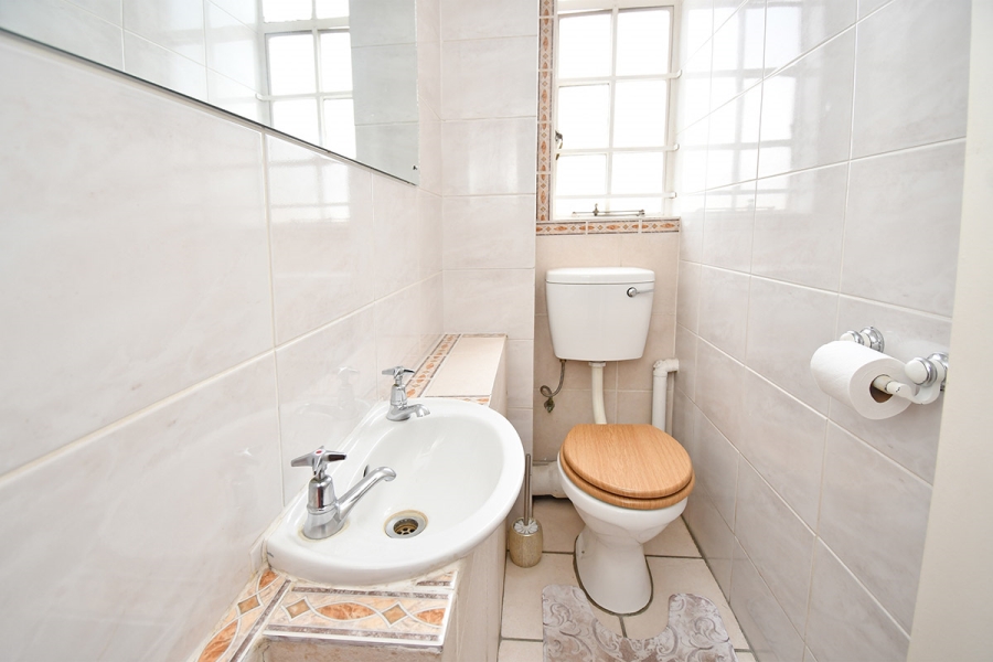 4 Bedroom Property for Sale in Eden Glen Gauteng