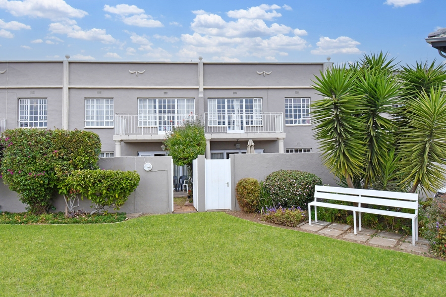 4 Bedroom Property for Sale in Eden Glen Gauteng