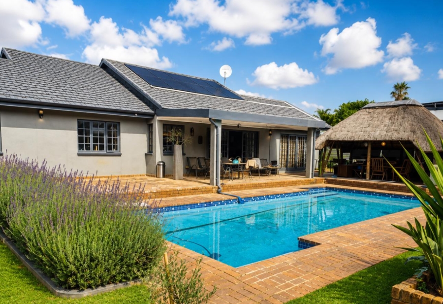 5 Bedroom Property for Sale in Bedfordview Gauteng