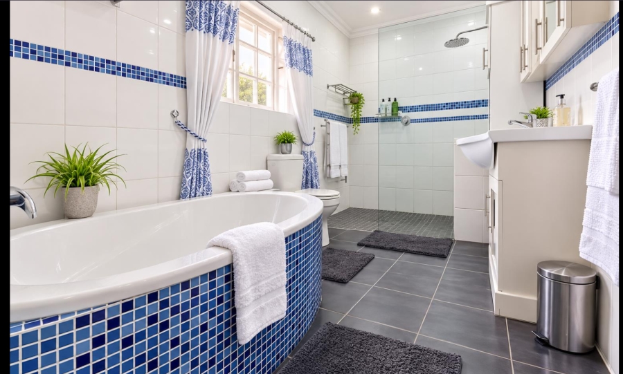 5 Bedroom Property for Sale in Bedfordview Gauteng