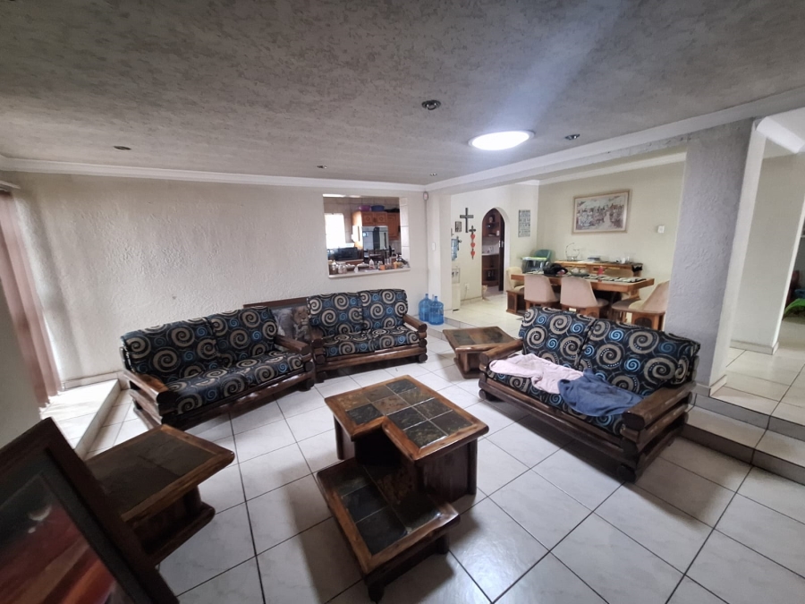 4 Bedroom Property for Sale in Vanderbijlpark SE 7 Gauteng