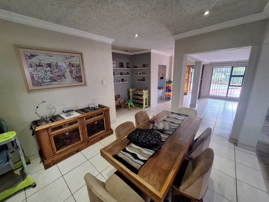 4 Bedroom Property for Sale in Vanderbijlpark SE 7 Gauteng