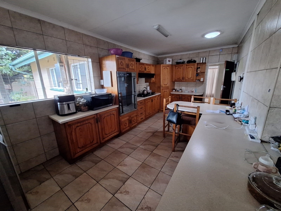 4 Bedroom Property for Sale in Vanderbijlpark SE 7 Gauteng